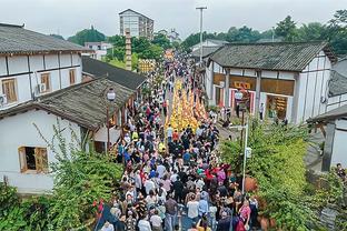 文胖：如76人今夏有大帝马克西&5000万空间 球星会申请交易去那